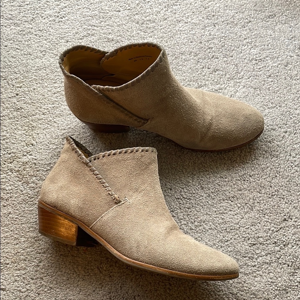 Women's Tan Suede Ankle Boots